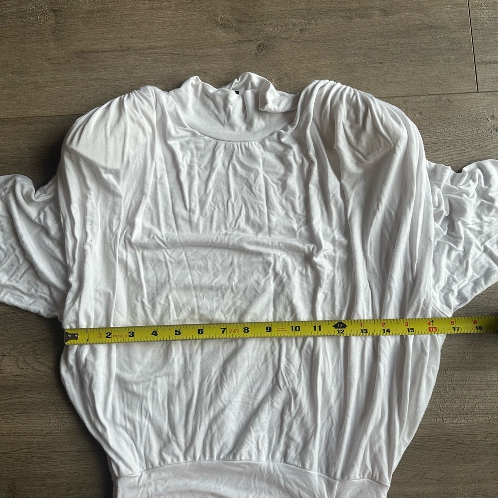 EUC JLuxLabel White Ruched Long Sleeve Dress - white - size medium - Picture 3 of 5